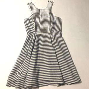 NWOT BCBG blue Stripped dress size 8